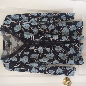 Long sleece V neck Stretch Blouse with Lace Accents Small